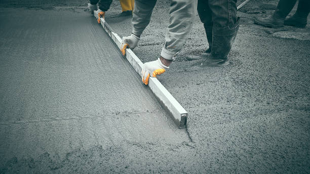 Best Concrete Sidewalk Installation in Elfers, FL